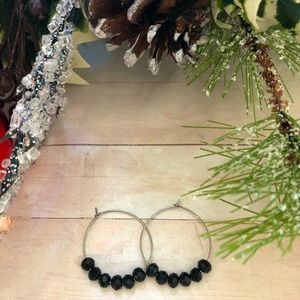NWT Silver lightweight hoop earrings w/ black bead